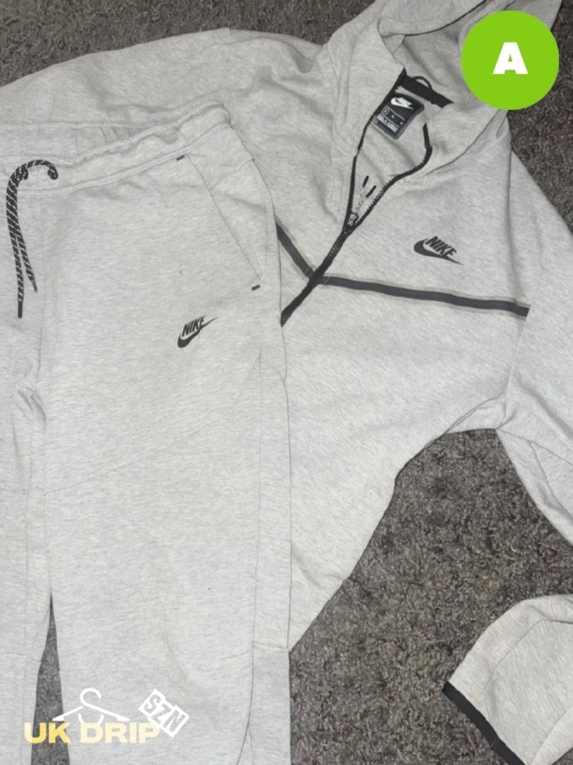 Nike Tech Fleece Full Tracksuit Size M