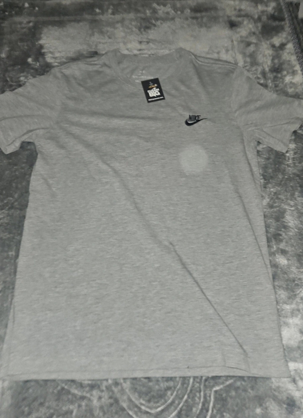 Nike Plain T-Shirt Small - Everyday Essential Style