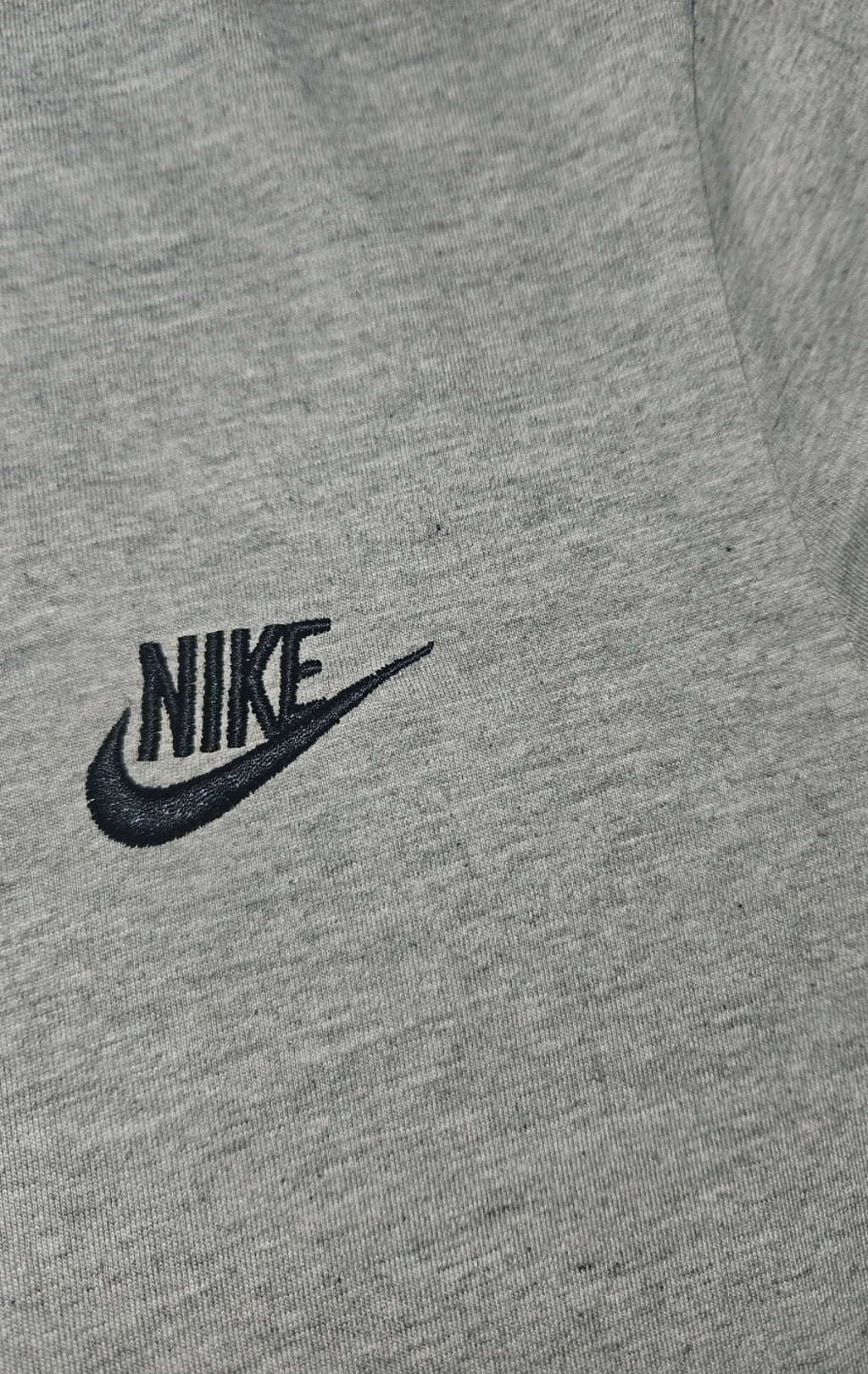 Nike Plain T-Shirt Small - Everyday Essential Style