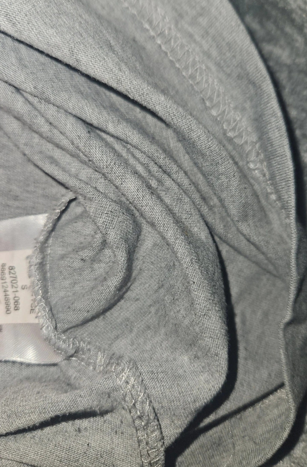 Nike Plain T-Shirt Small - Everyday Essential Style