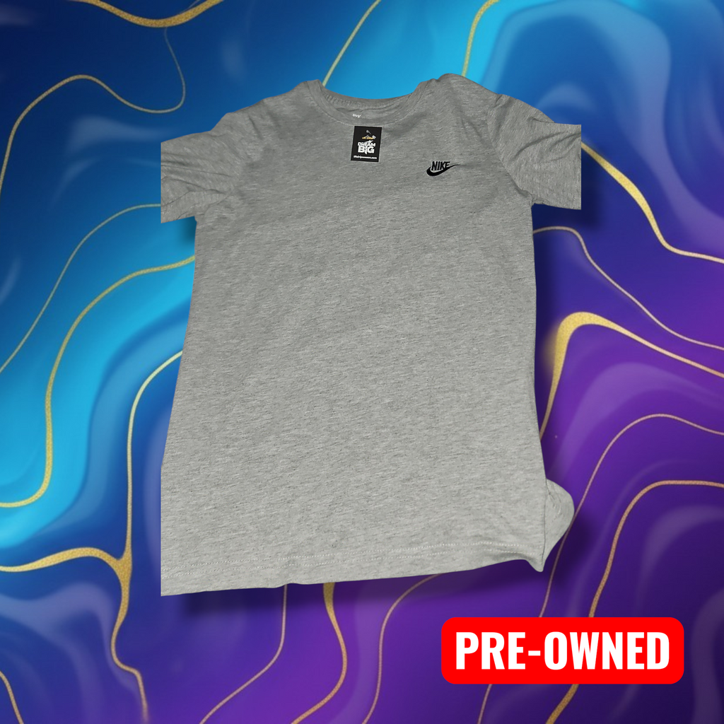 Nike Plain T-Shirt Small - Everyday Essential Style