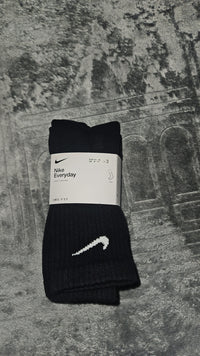 Nike 3-Pack Black Socks Size 8-11 for Everyday Comfort
