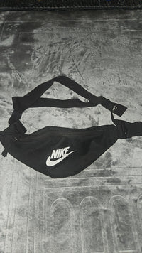 Nike Heritage Hip Pack - Black - Perfect for Everyday Use
