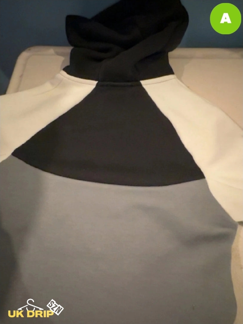 Nike Tech White And Gold Size L
