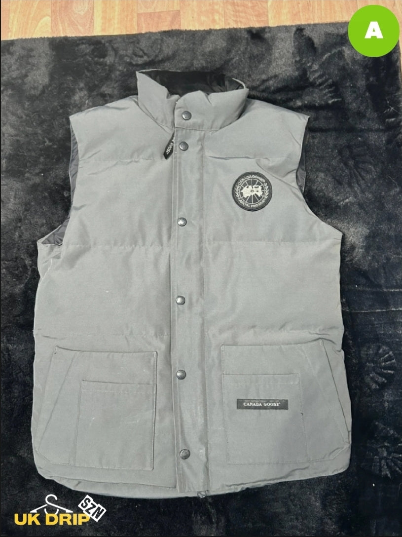 Canada goose gilet- men's small