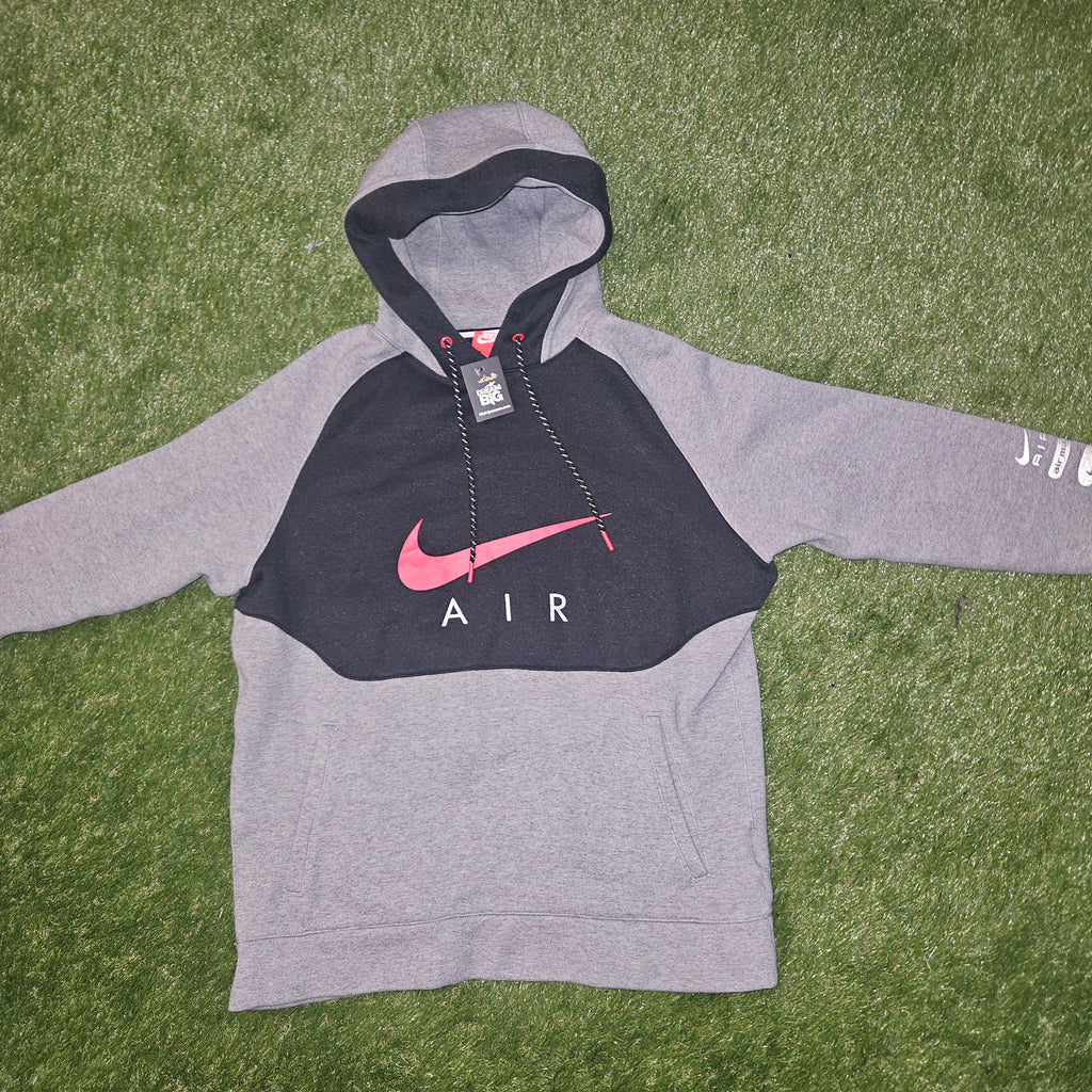Nike jumper size medium