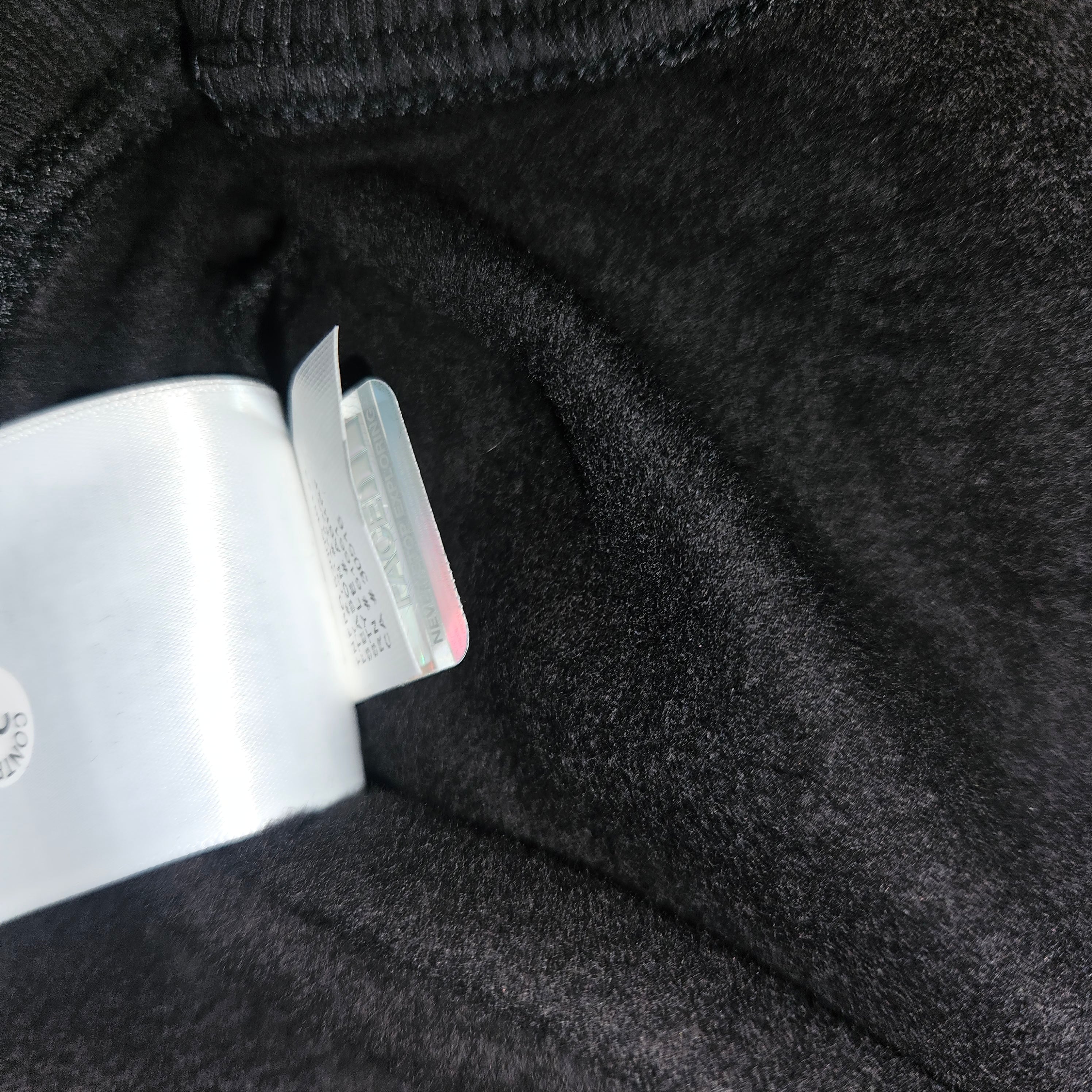 The North Face Hoodie – Black - size large - bnwt