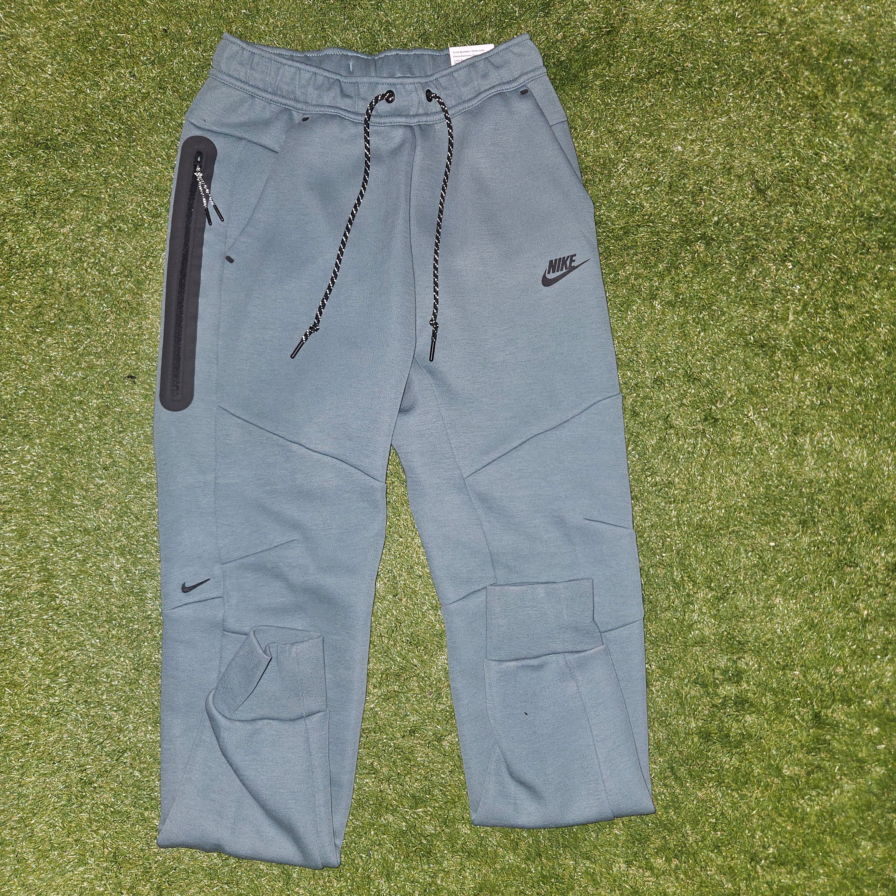 Nike Tech Fleece Full Tracksuit – Mineral Teal/Black – Size S – Mens – BNWT