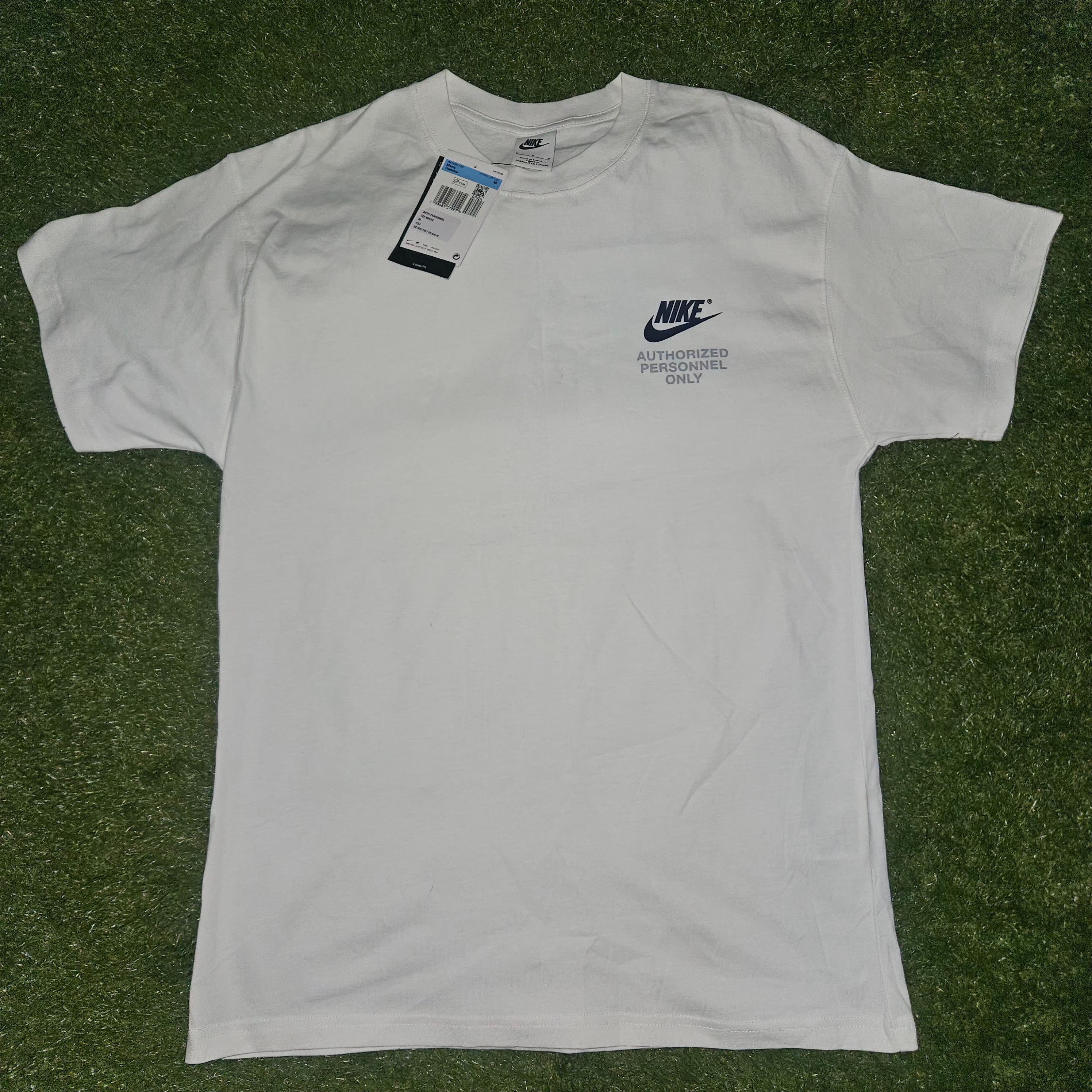 Nike APO White T-Shirt – Men's Size Medium BNWT