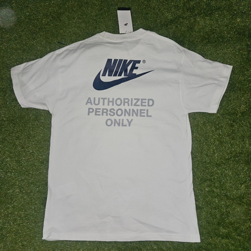 Nike APO White T-Shirt – Men's Size Medium BNWT