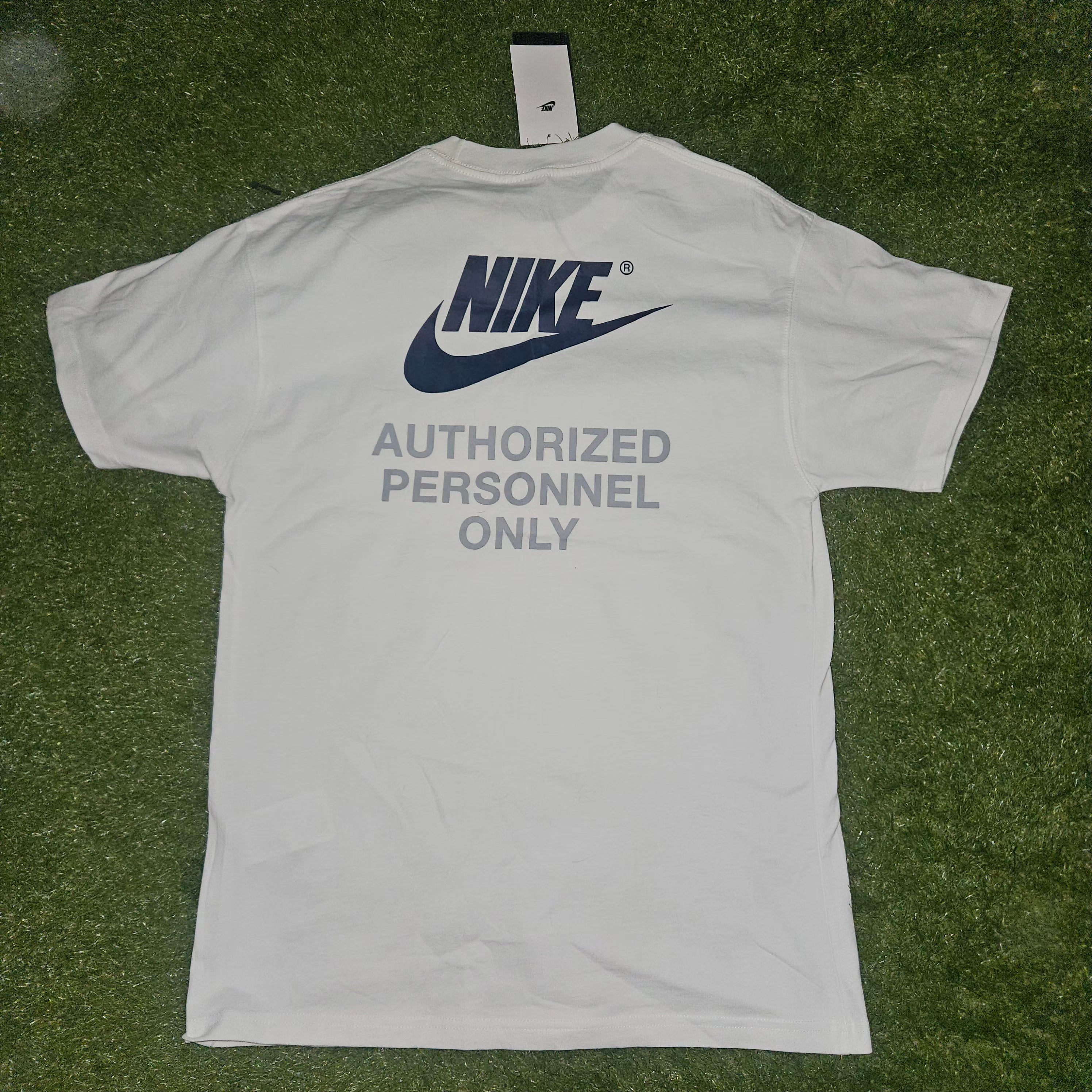 Nike APO White T-Shirt – Men's Size Medium BNWT