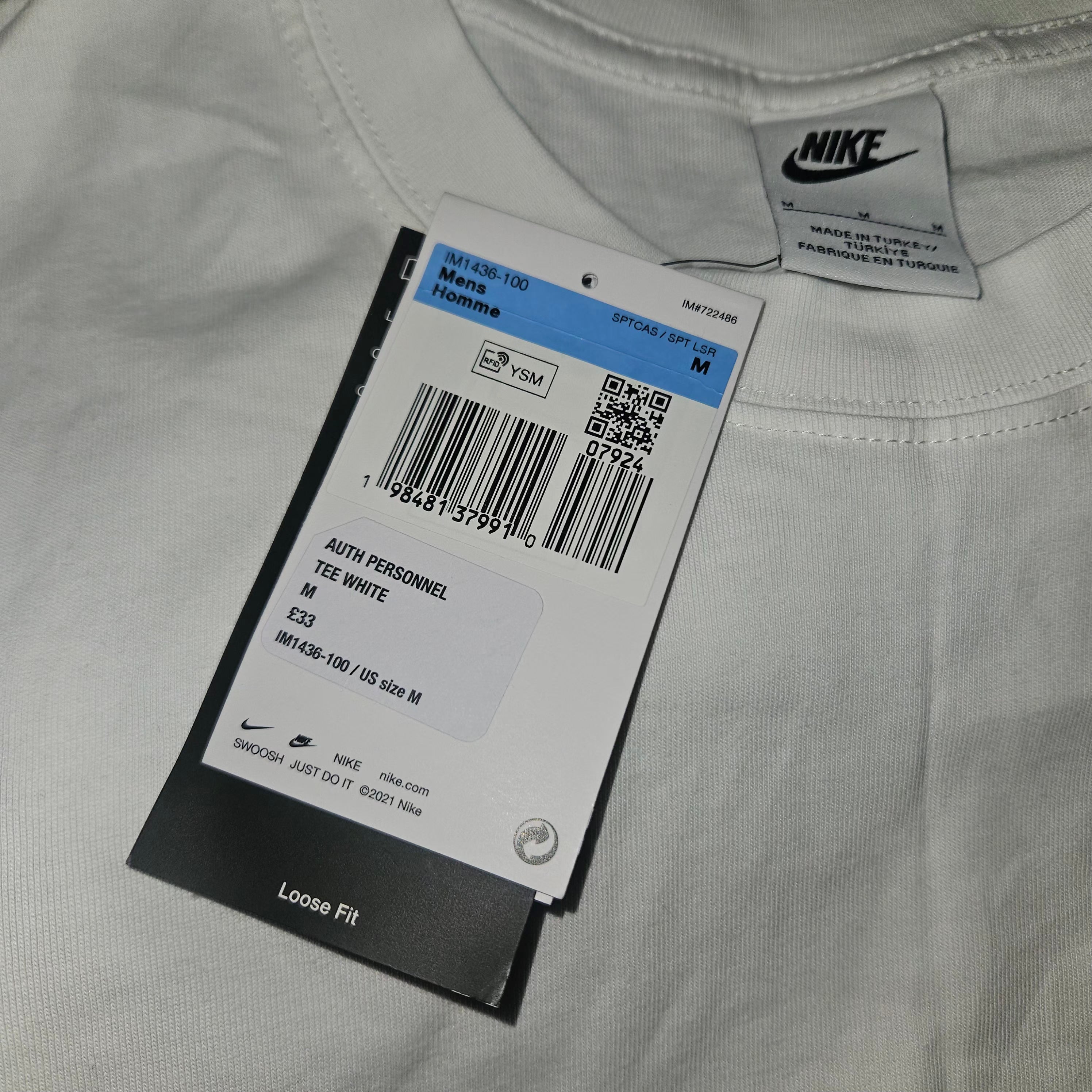 Nike APO White T-Shirt – Men's Size Medium BNWT