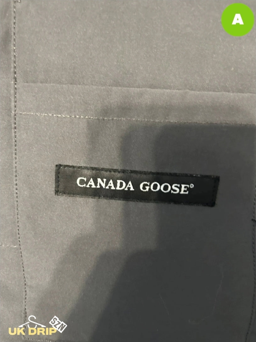 Canada goose gilet- men's small