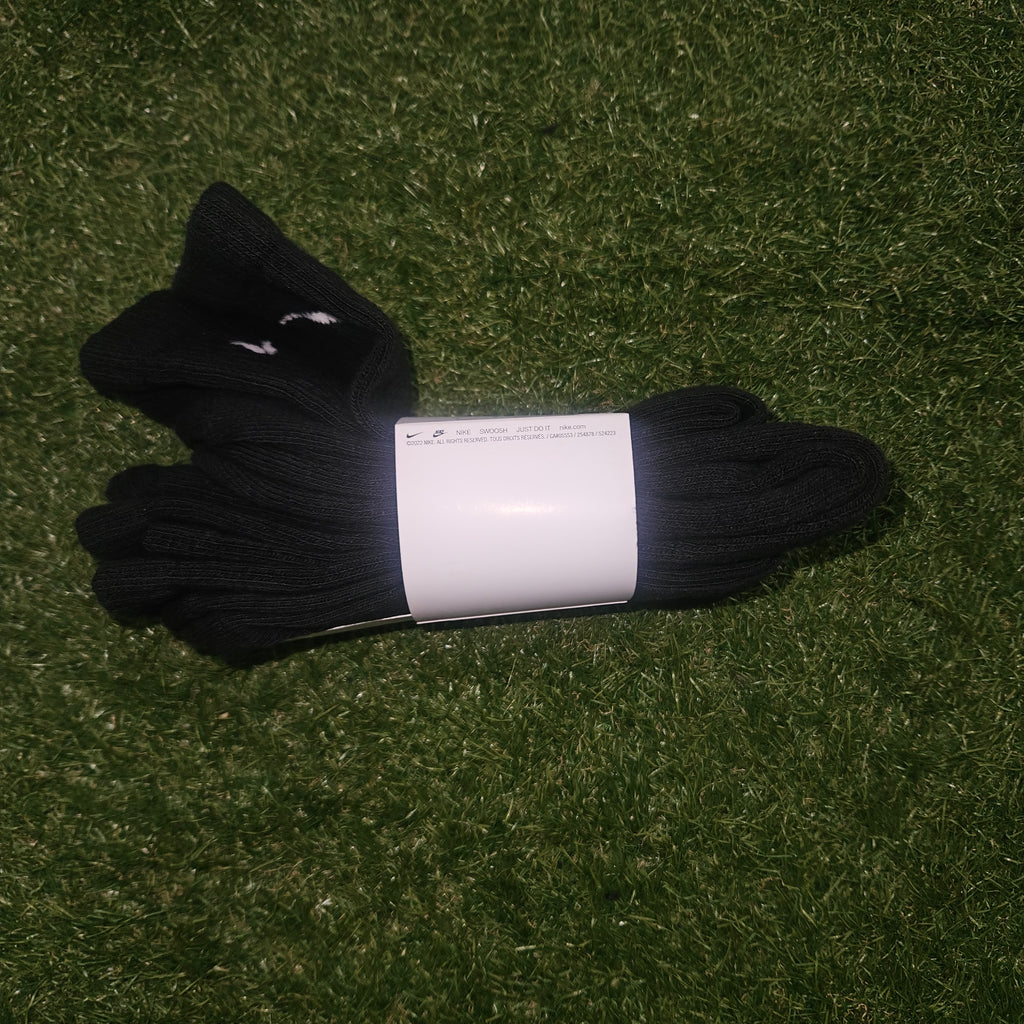 Nike Socks – Brand New With Tags | Black | Size 5–8