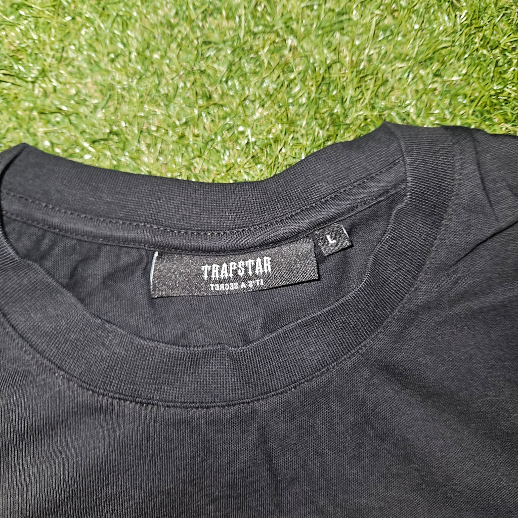 Trapstar Decoded T-Shirt – Black – Size L – BNWT