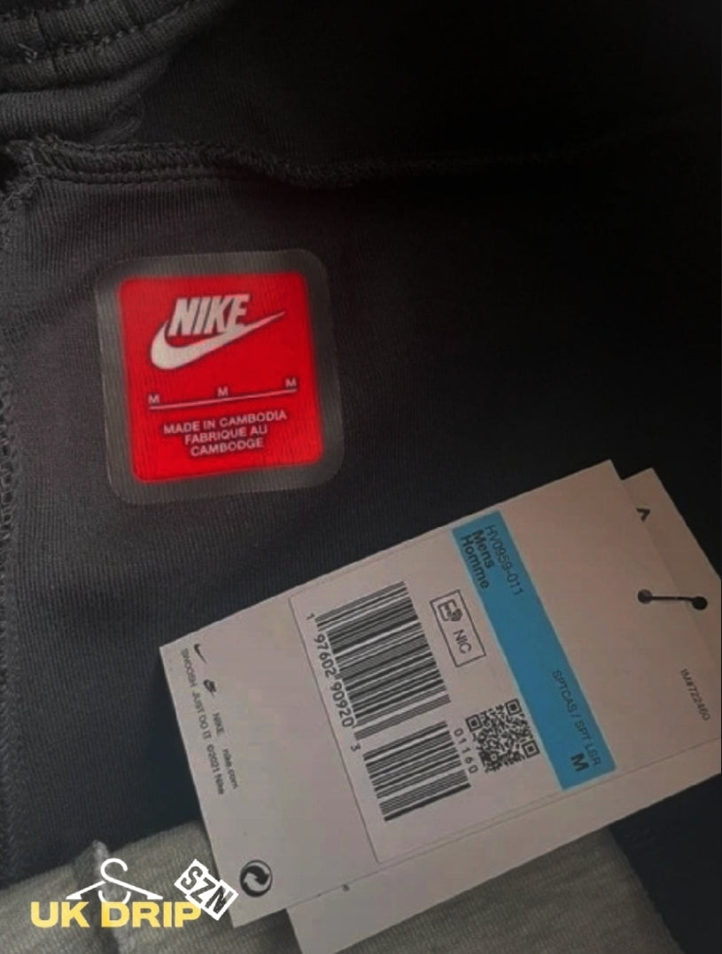 Nike Tech Fleece Black / Grey Tracksuit 5th Gen - Size S/M