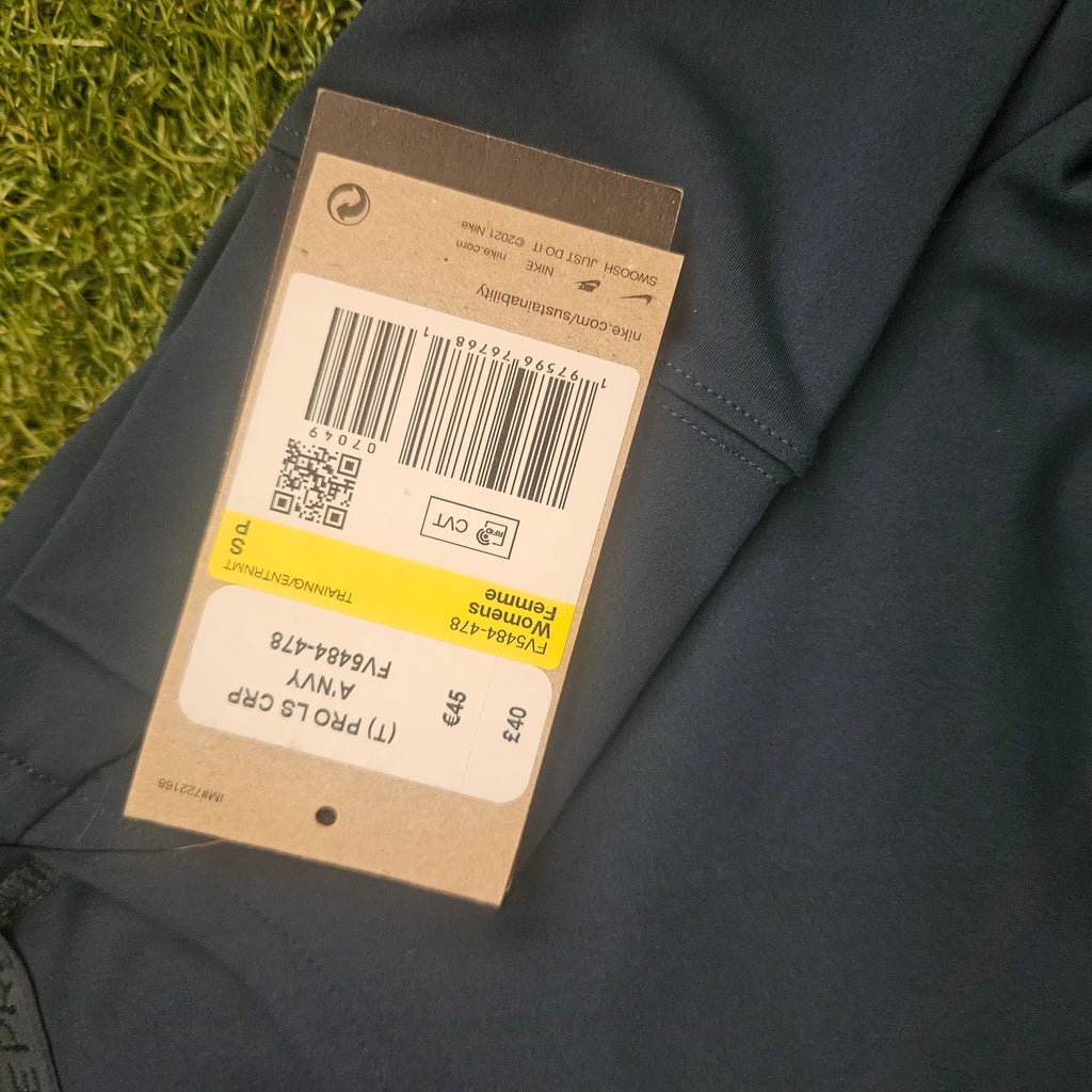 Nike Pro Cropped Long Sleeve Top – BNWT – Women's Small