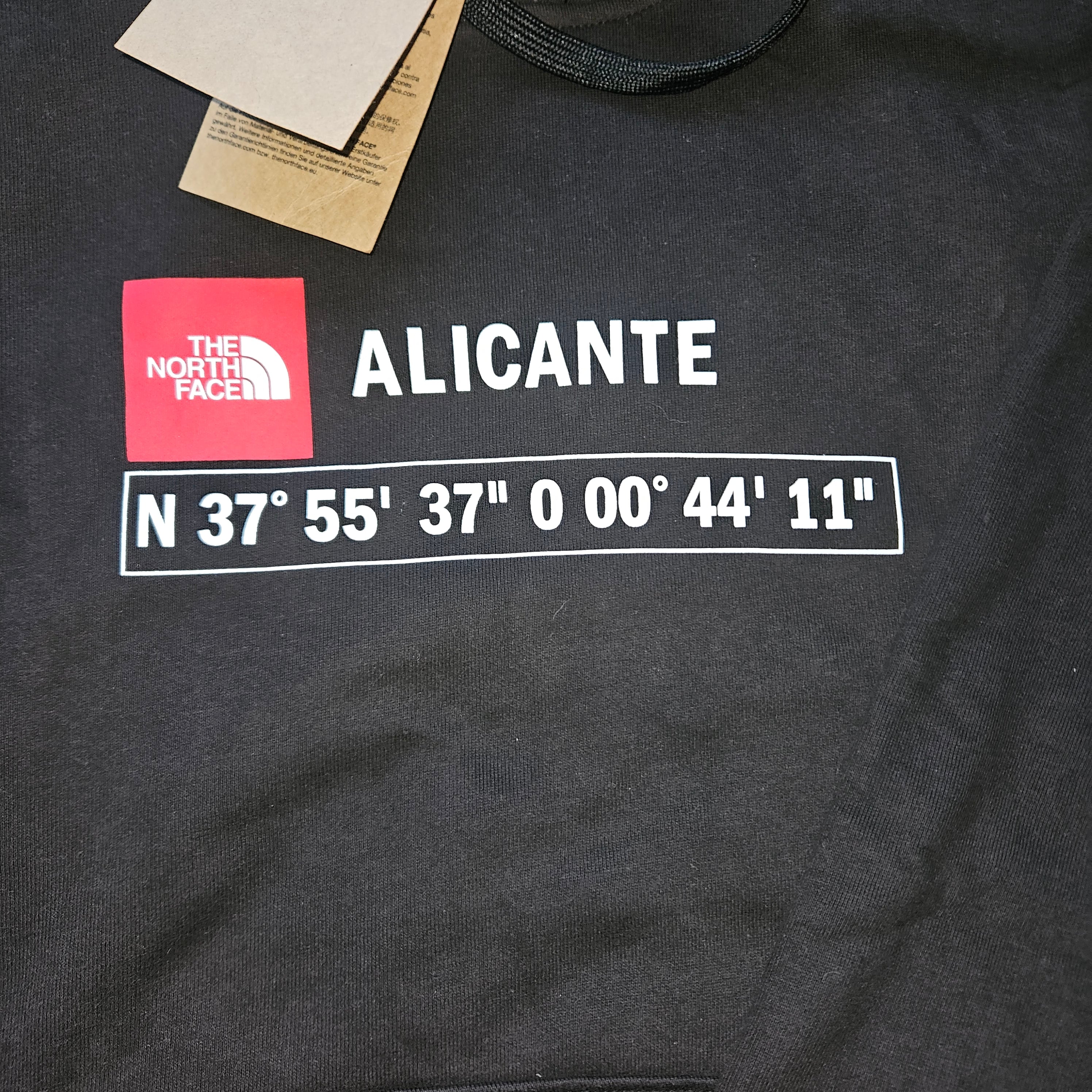 The North Face Hoodie – Black - size large - bnwt