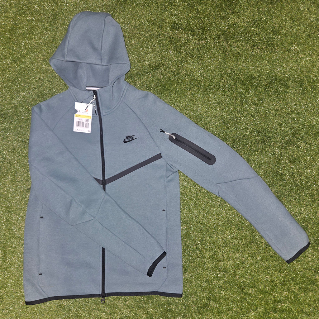 Nike Tech Fleece Full Tracksuit – Mineral Teal/Black – Size S – Mens – BNWT