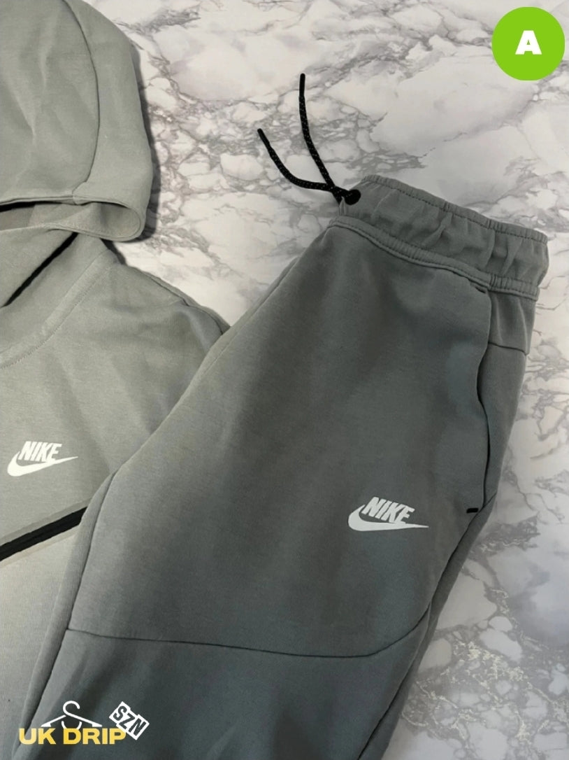Og Tech Fleece Tracksuit S