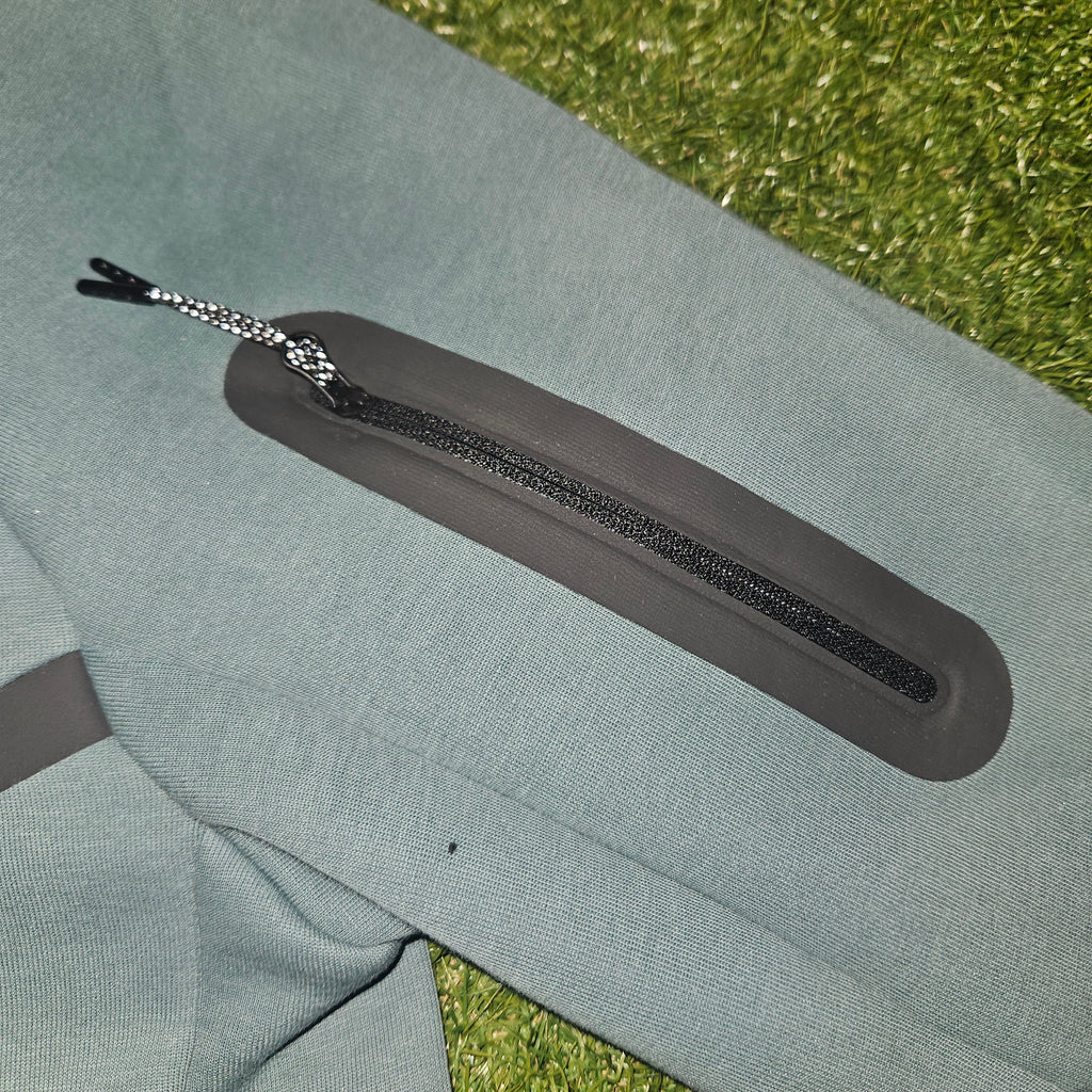 Nike Tech Fleece Full Tracksuit – Mineral Teal/Black – Size S – Mens – BNWT