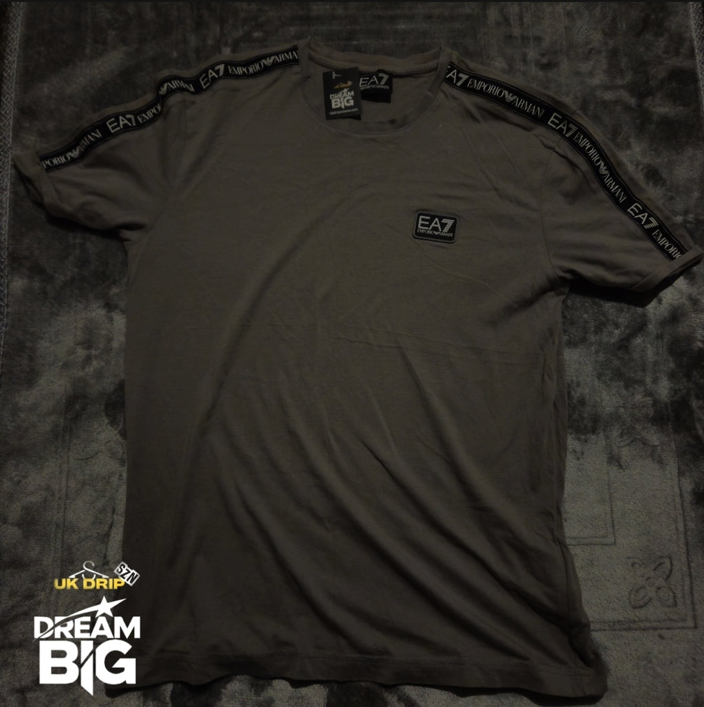 EA7 Emporio Armani T-Shirt - Black - Size XS - Amazing Condition