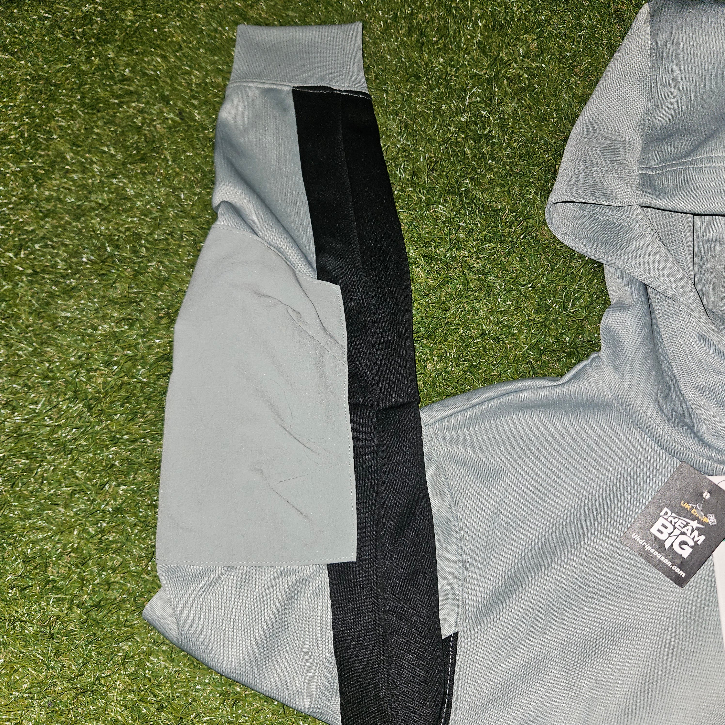 Nike Air Max Junior Hoodie – Grey & Black | Ages 13–15 | BNWT